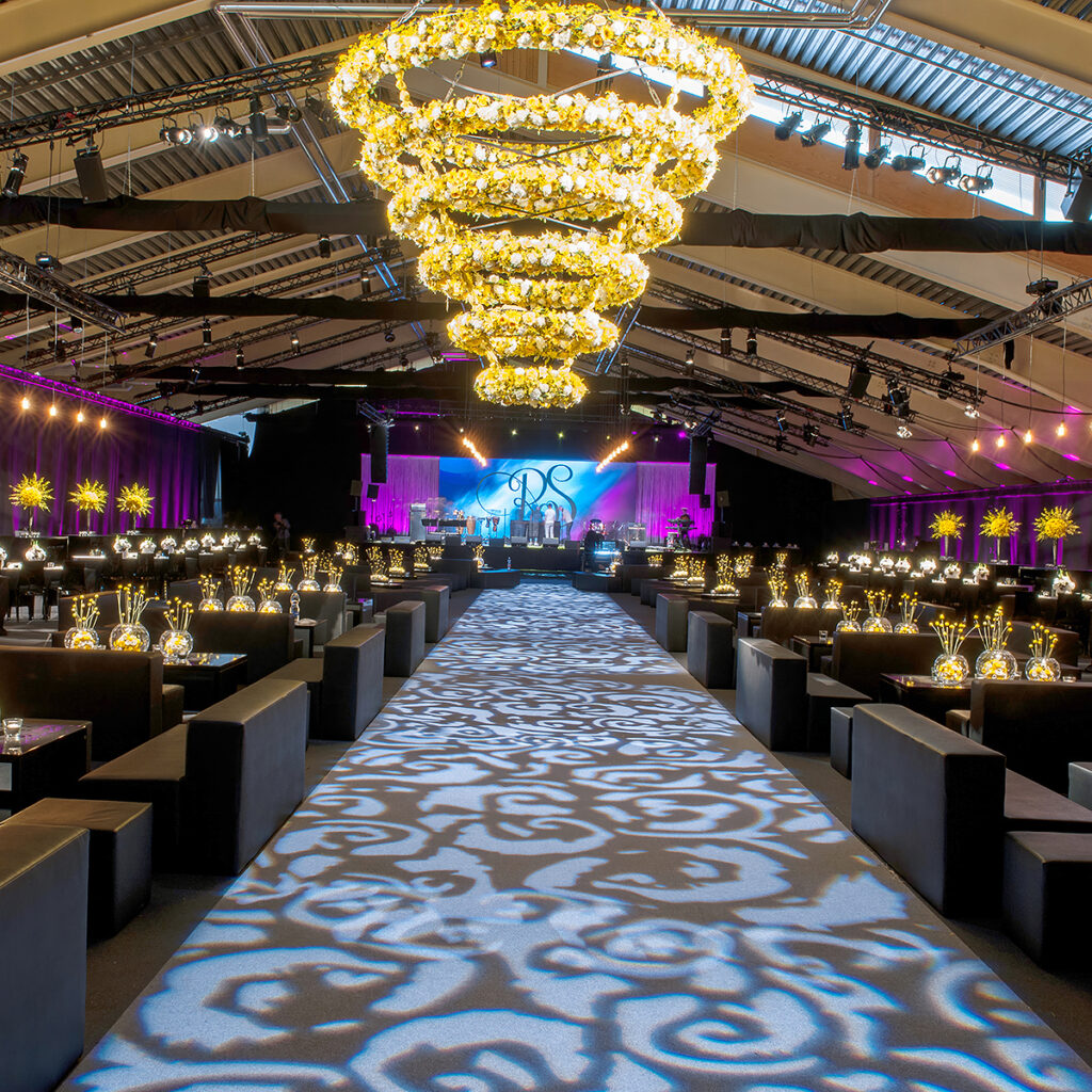 Exklusive Mietmöbel für Events: Lieferung und Aufbau in Zürich, Lausanne, Genf und mehr